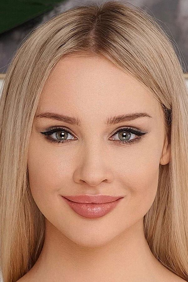 Alina Barkalova backdrop