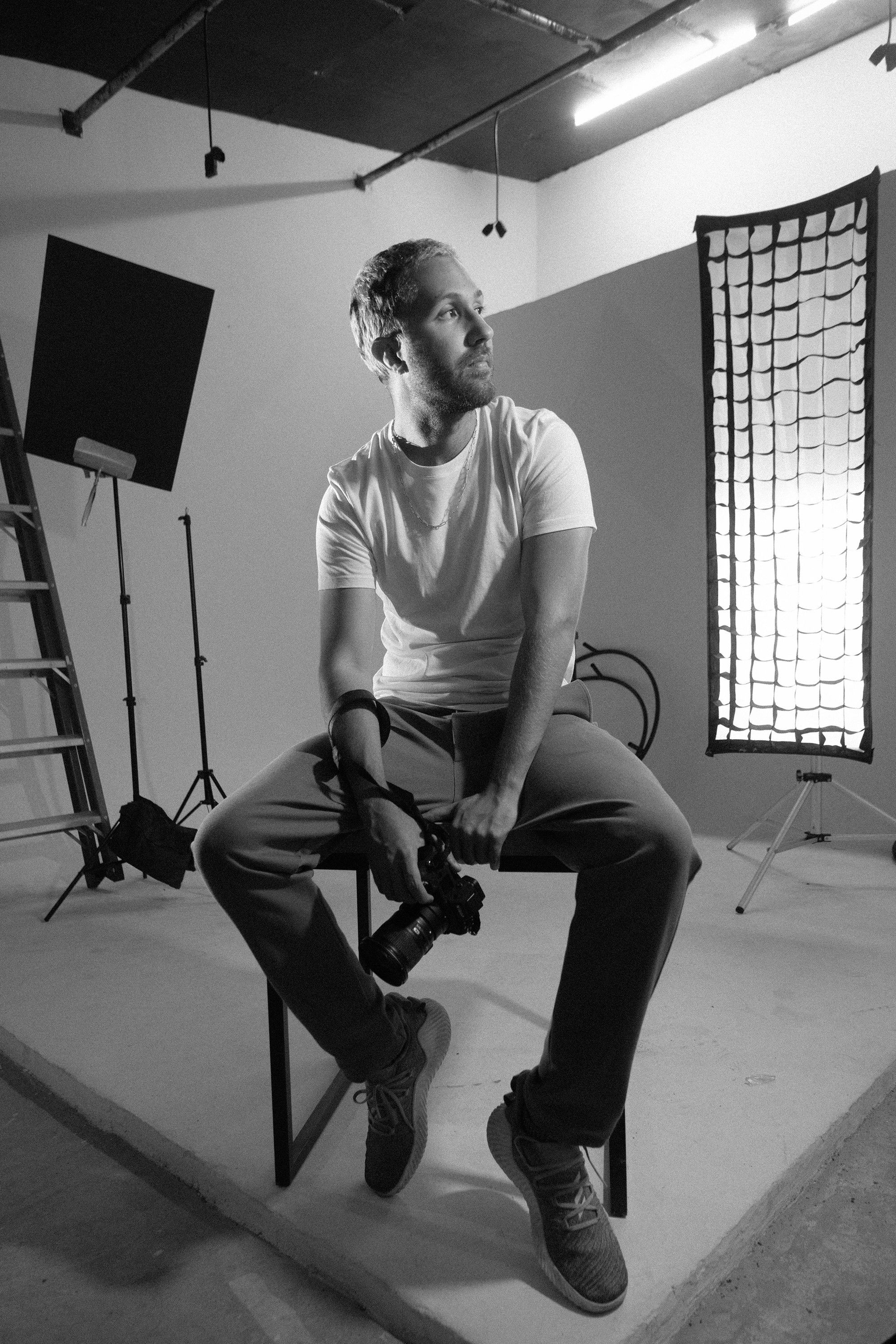 Rafael Toledo backdrop