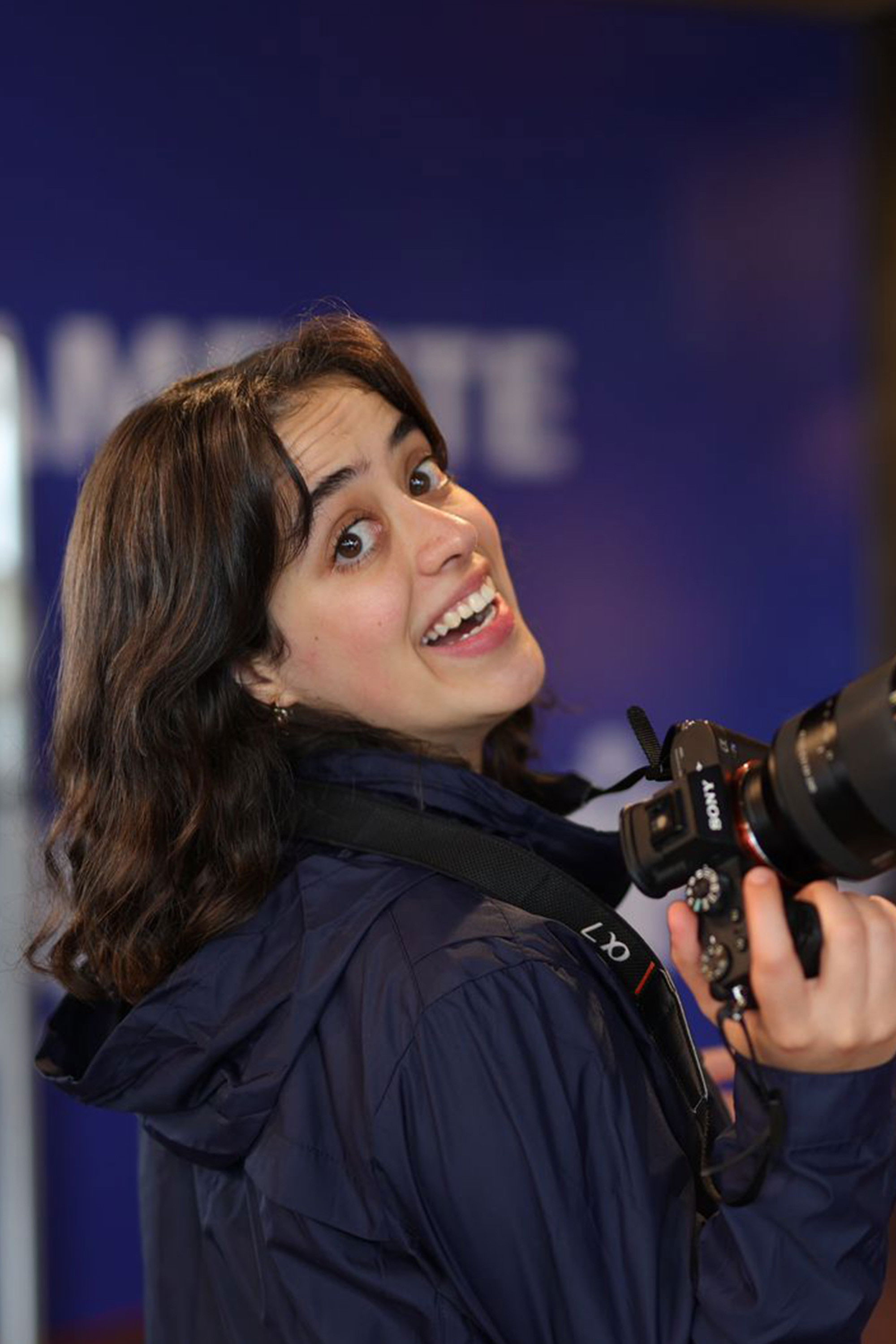 Maeva Vialard backdrop