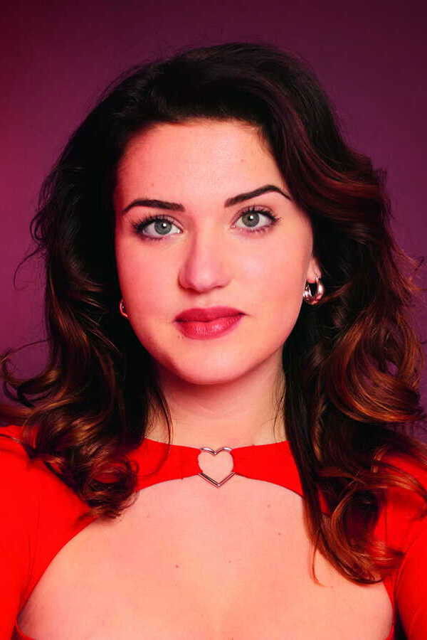 Louise Aubery backdrop