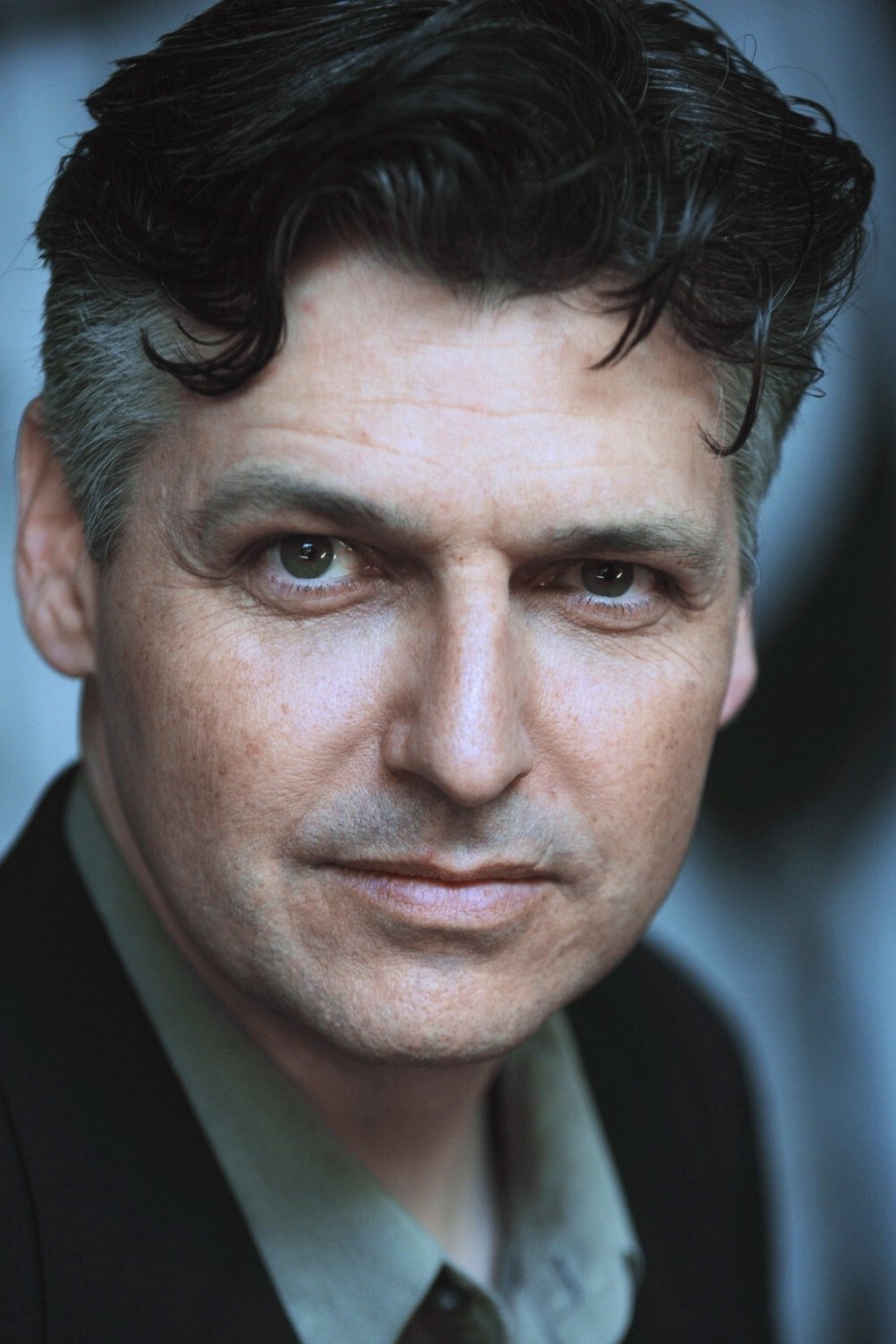 Maurice Godin backdrop