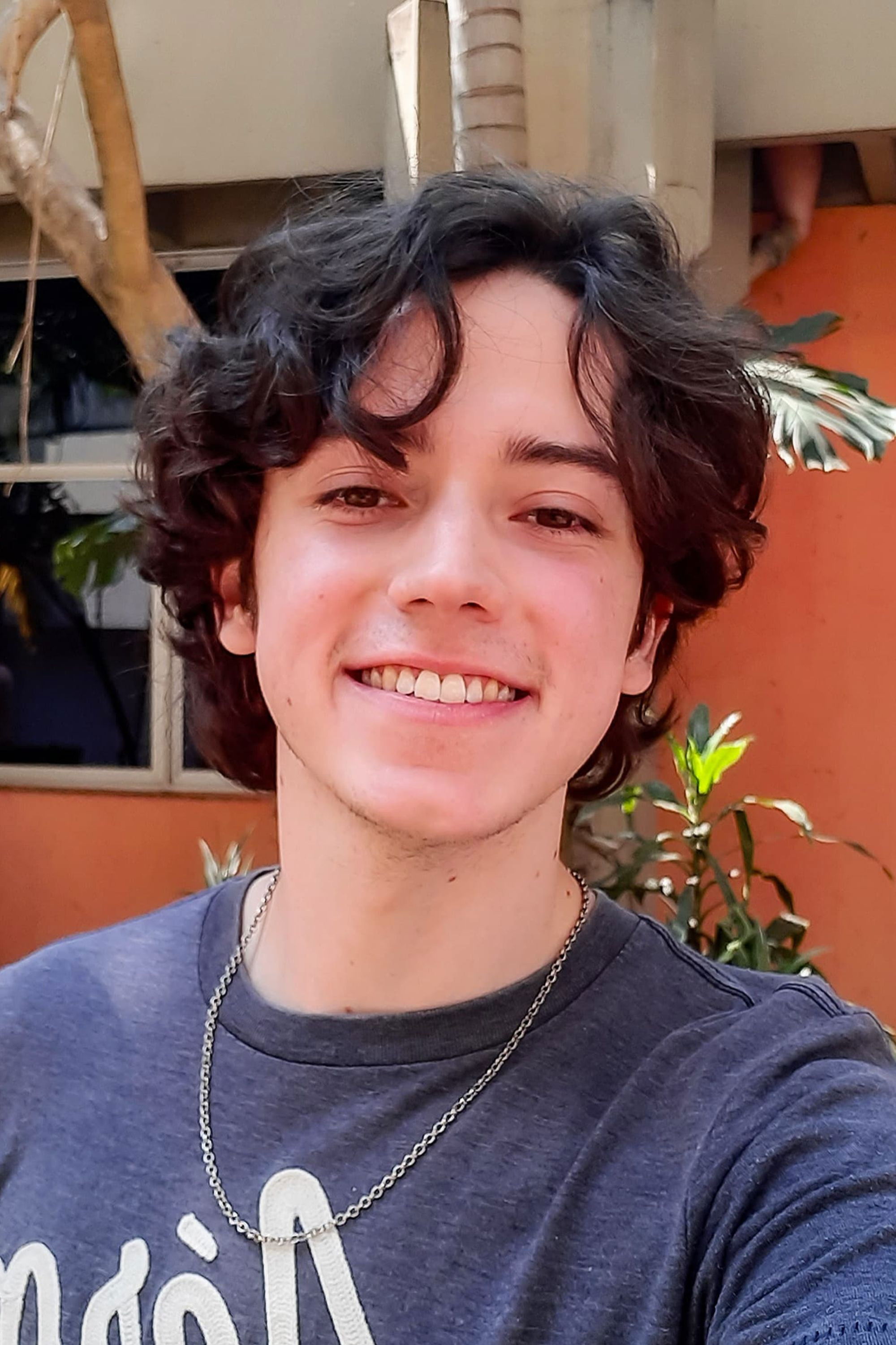 Gustavo Lacerda backdrop