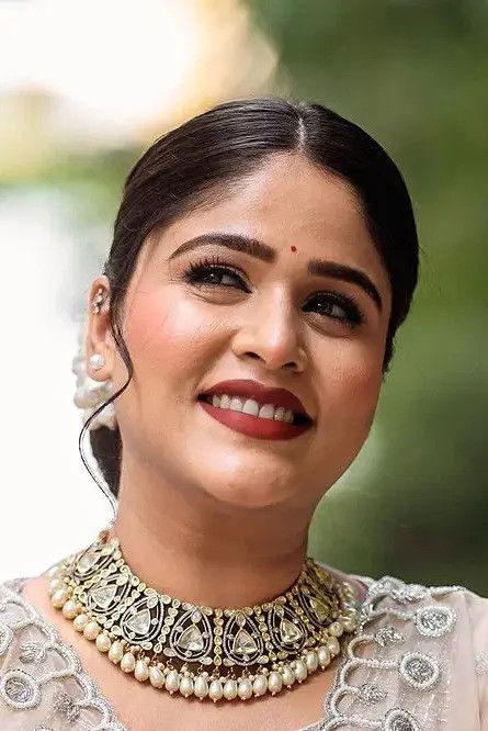 Akshaya Deodhar backdrop