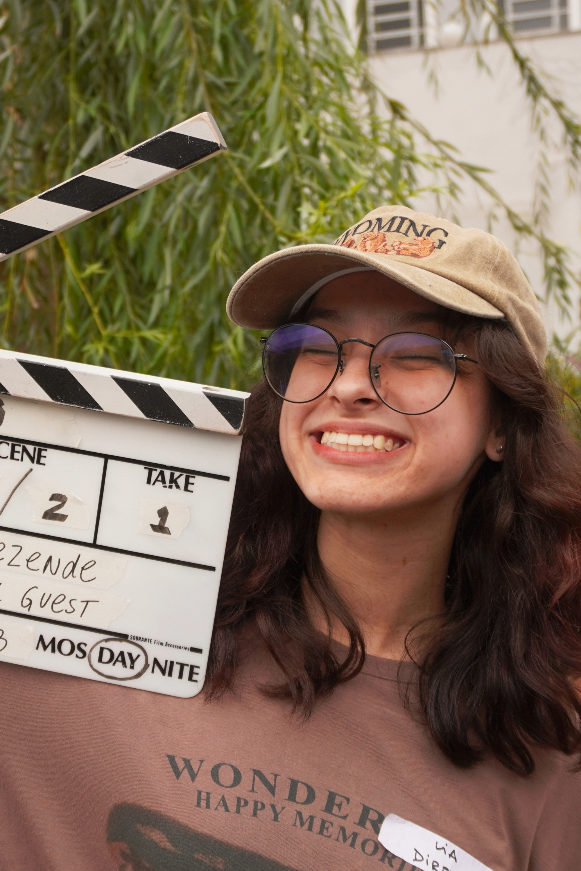 Lia Rezende backdrop