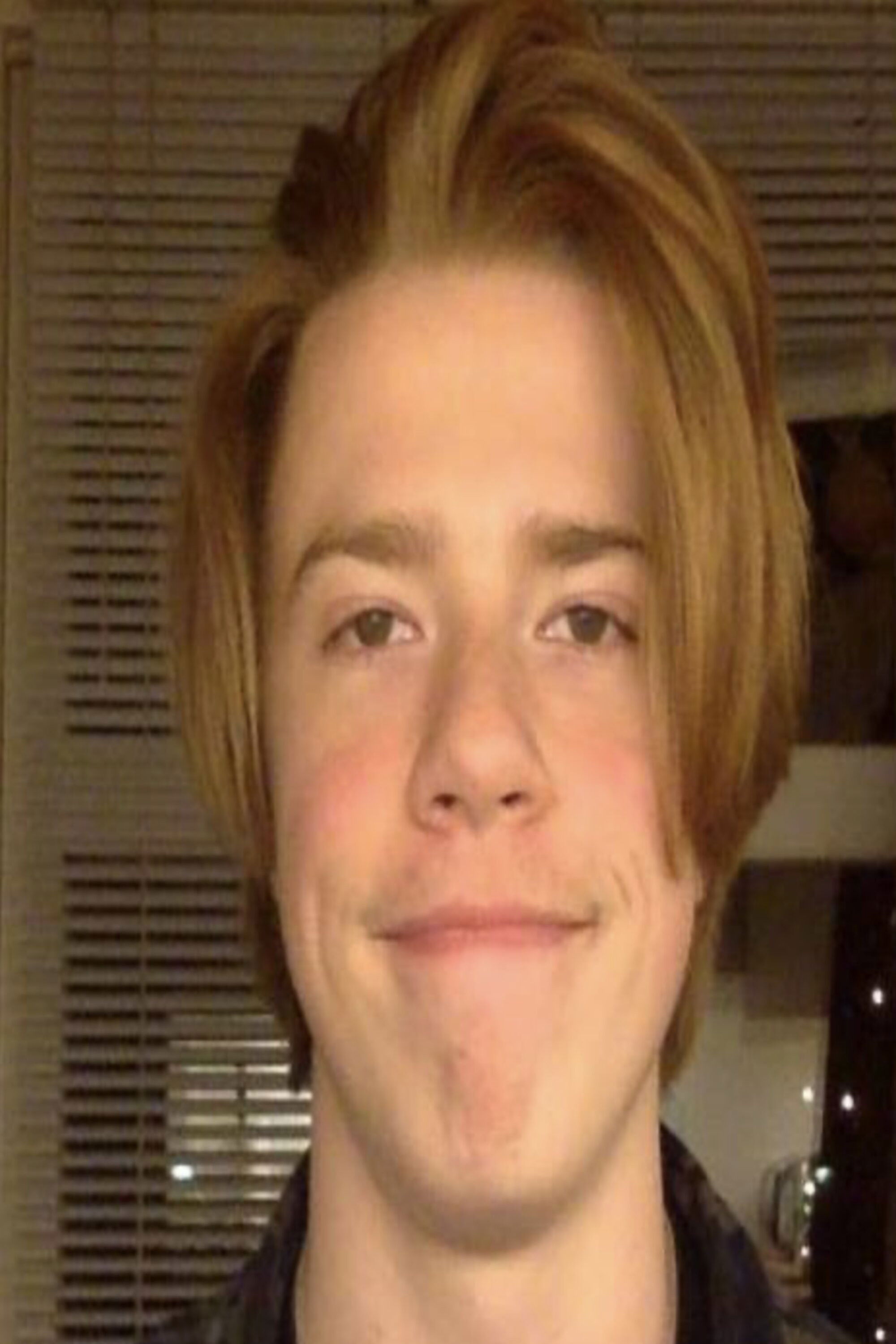 Magnus Adamsen backdrop