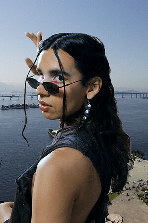 Indigo Braga backdrop