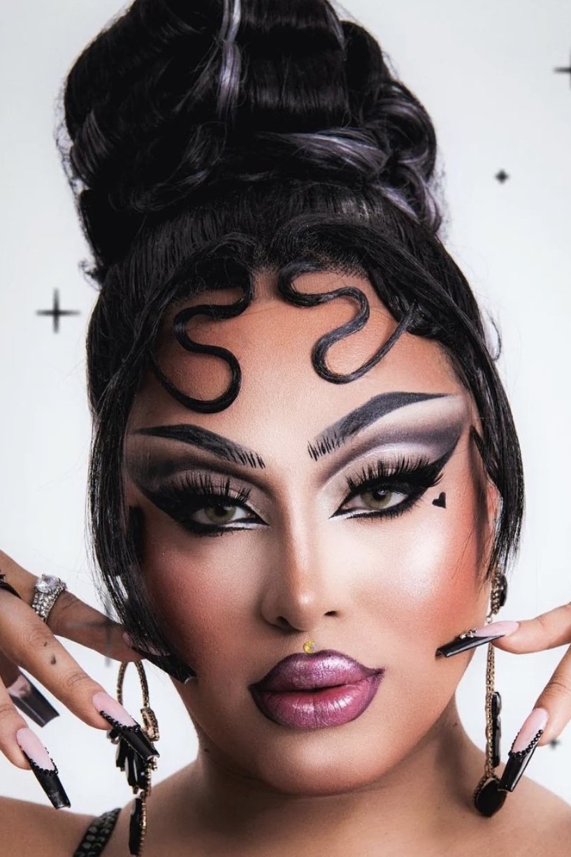 Morphine Love Dion backdrop