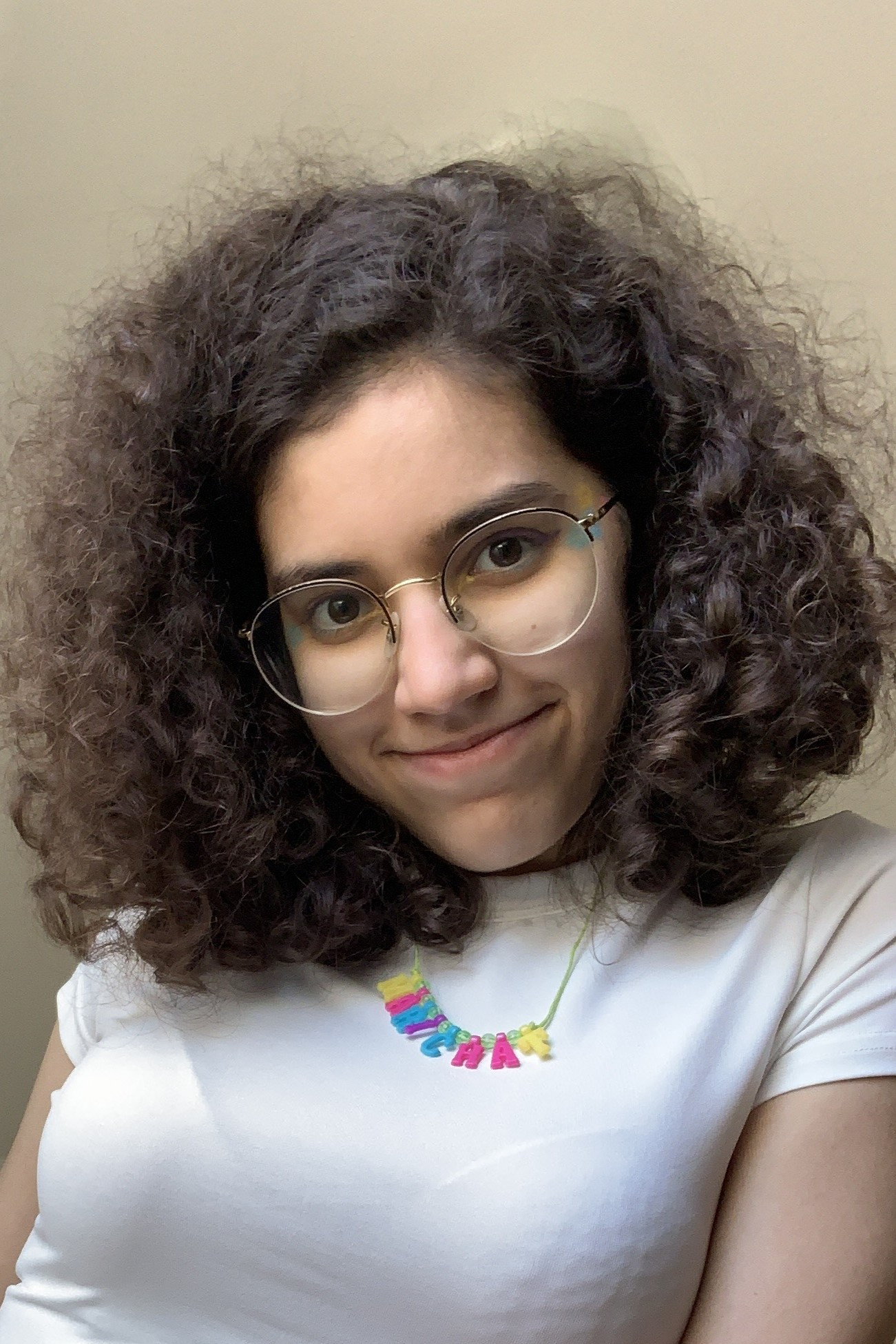 Babi Astolfi backdrop