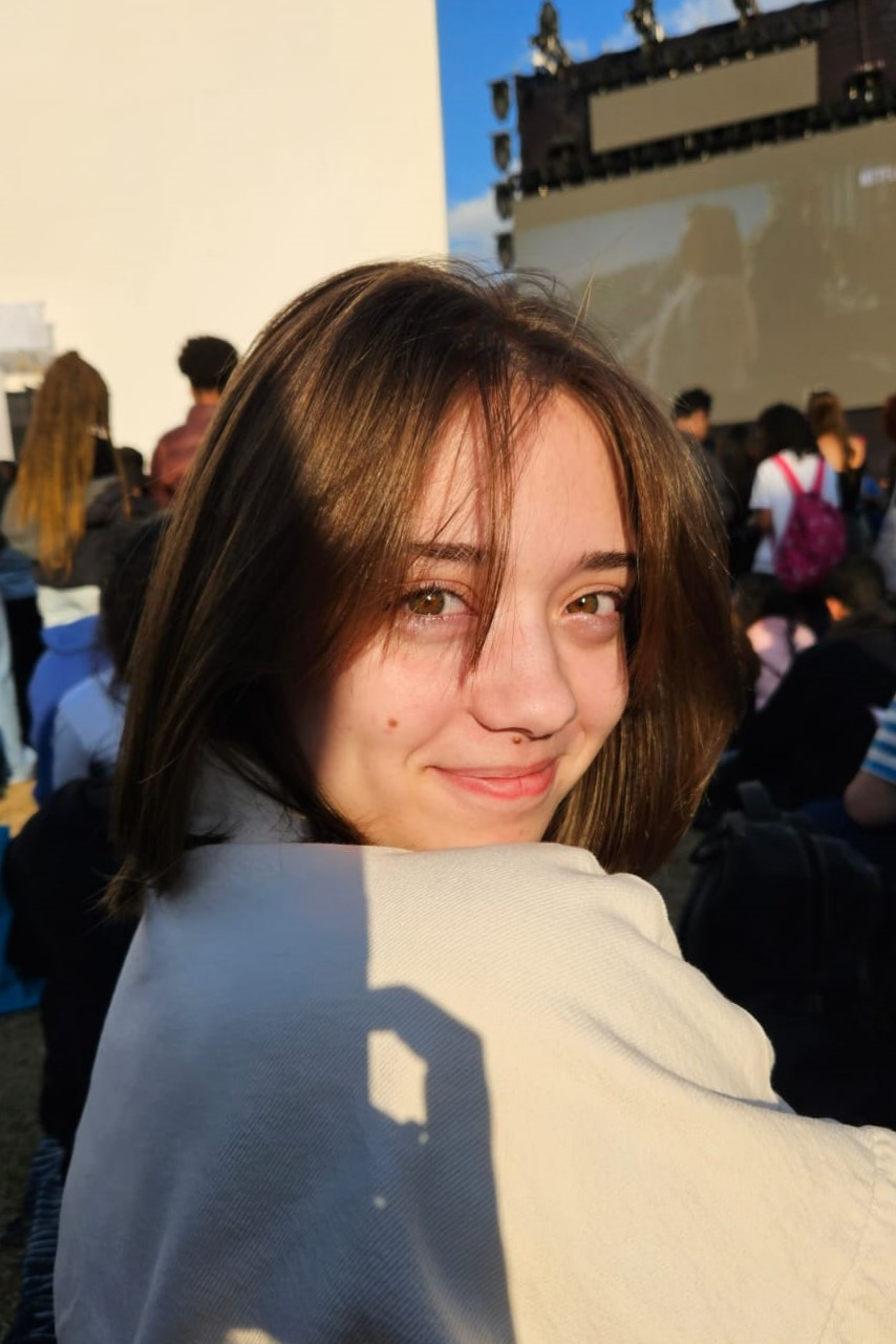 Larissa Penna backdrop