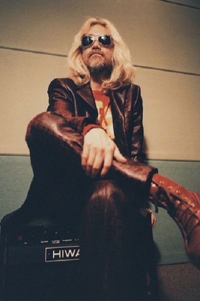 Masao Akashi backdrop