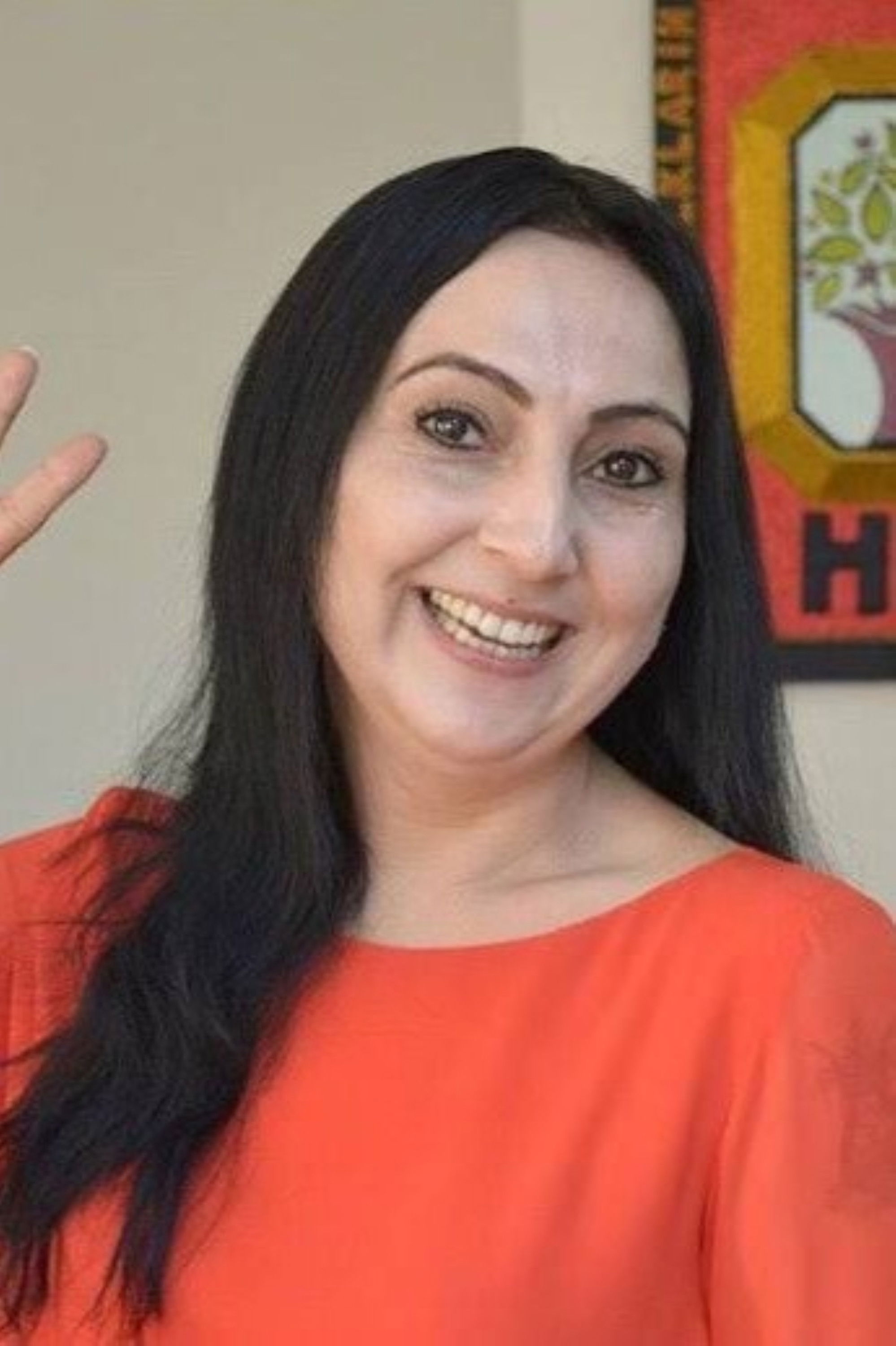 Figen Yüksekdağ backdrop
