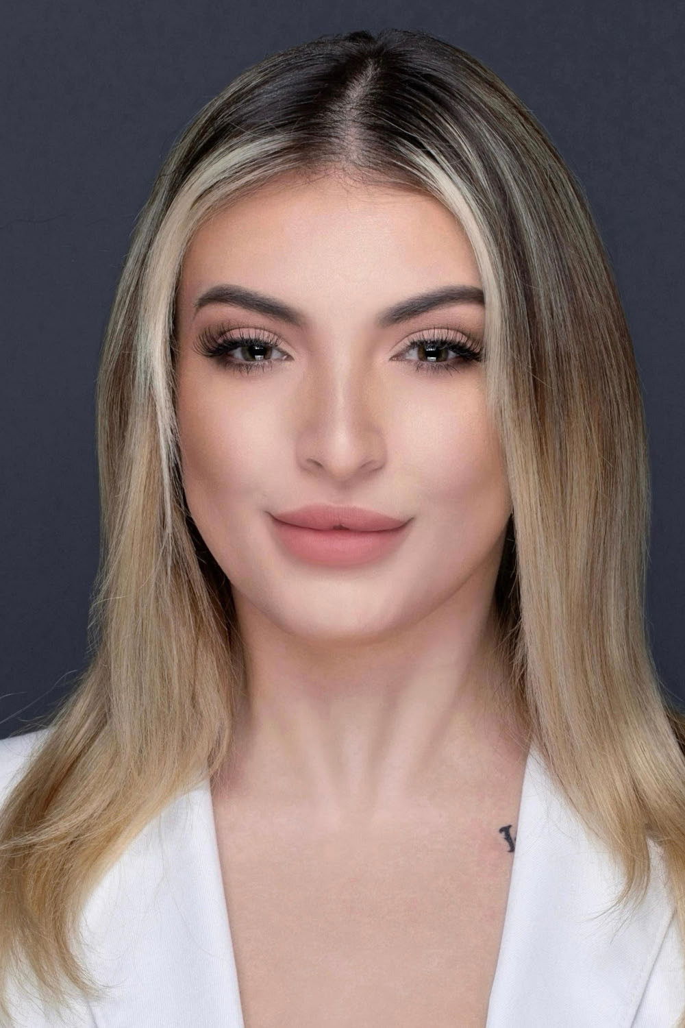 Alexandra Broussard backdrop