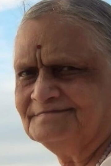 Vidula Javalgekar backdrop