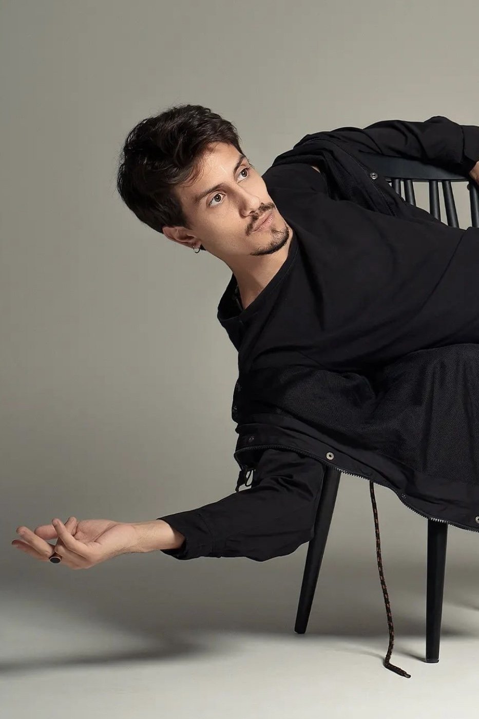 Artur Gaudenzi backdrop