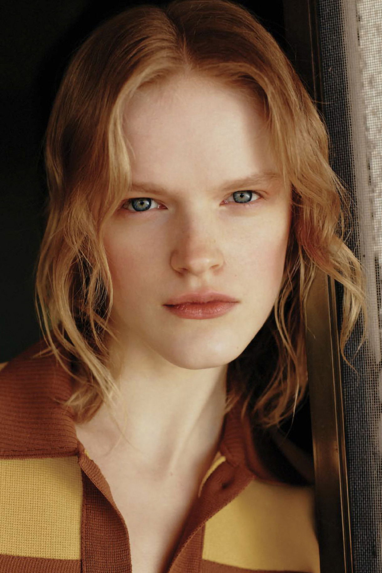 Hannah Motler backdrop