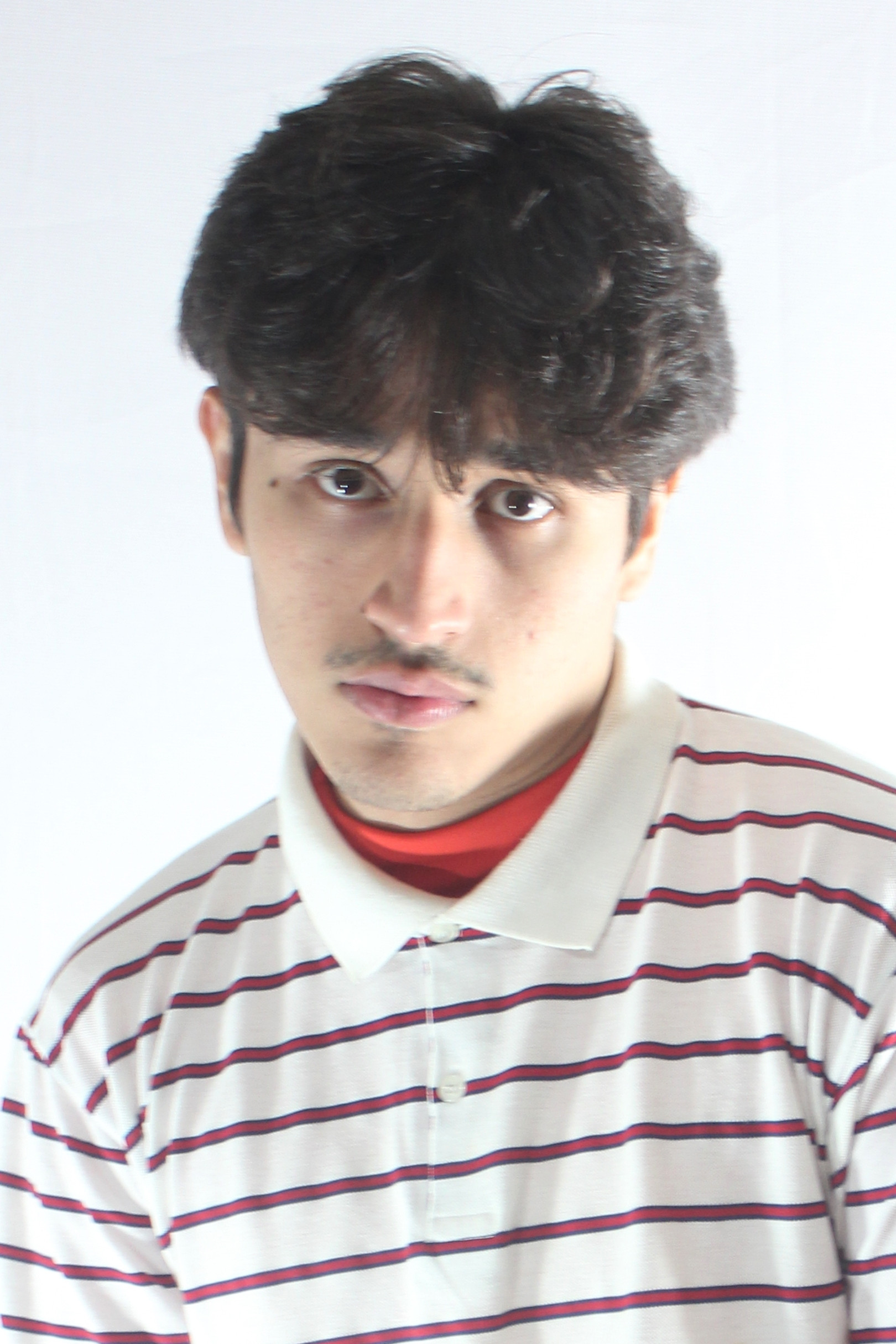 Felipe Oliveira backdrop