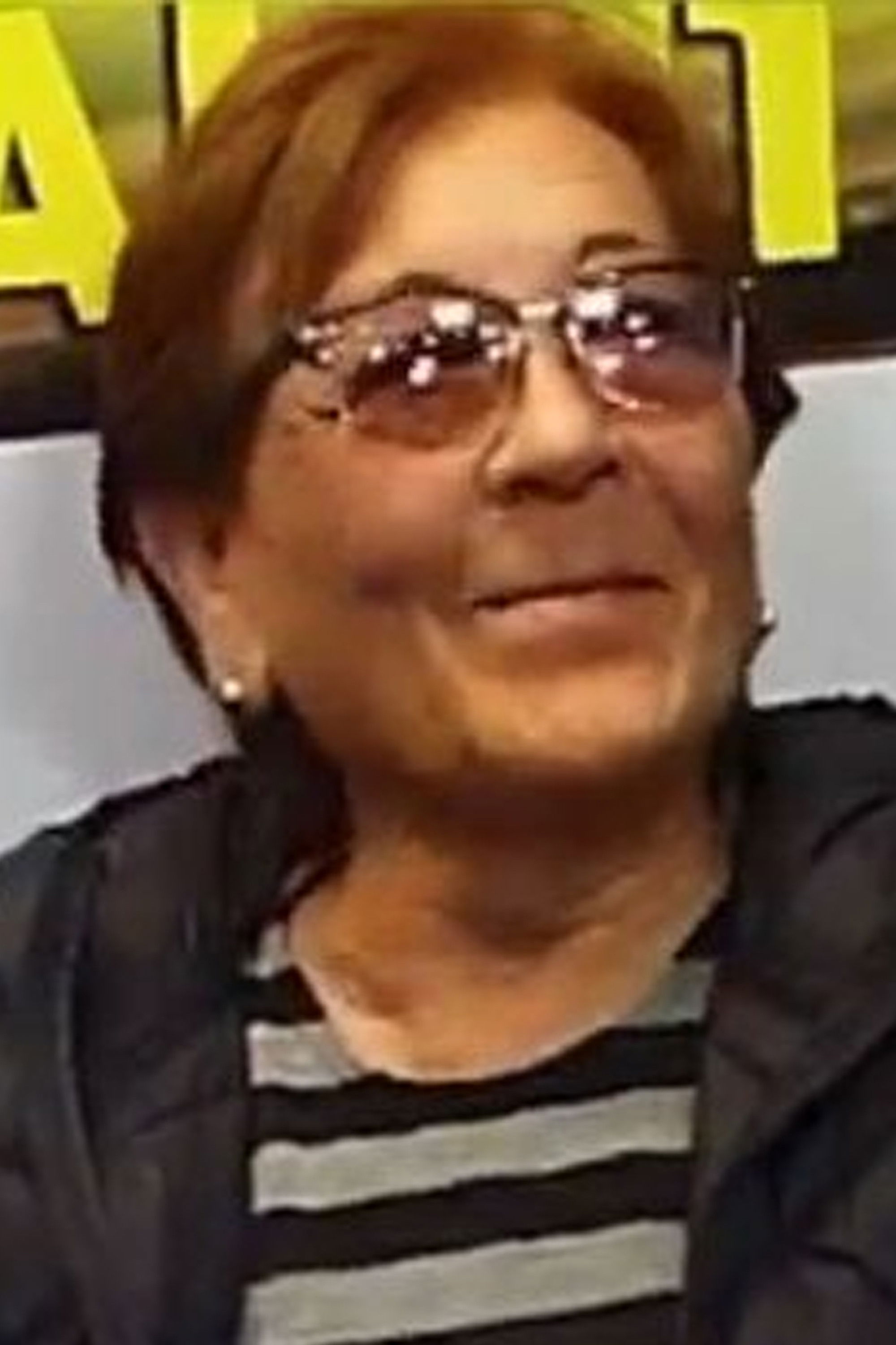 Virginia Andrada backdrop