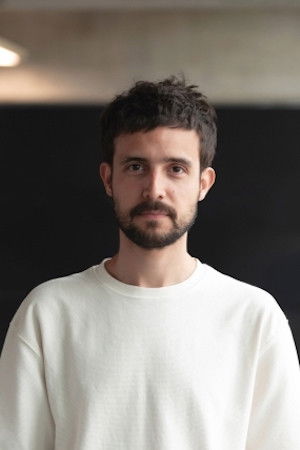 Daniel Frota de Abreu backdrop