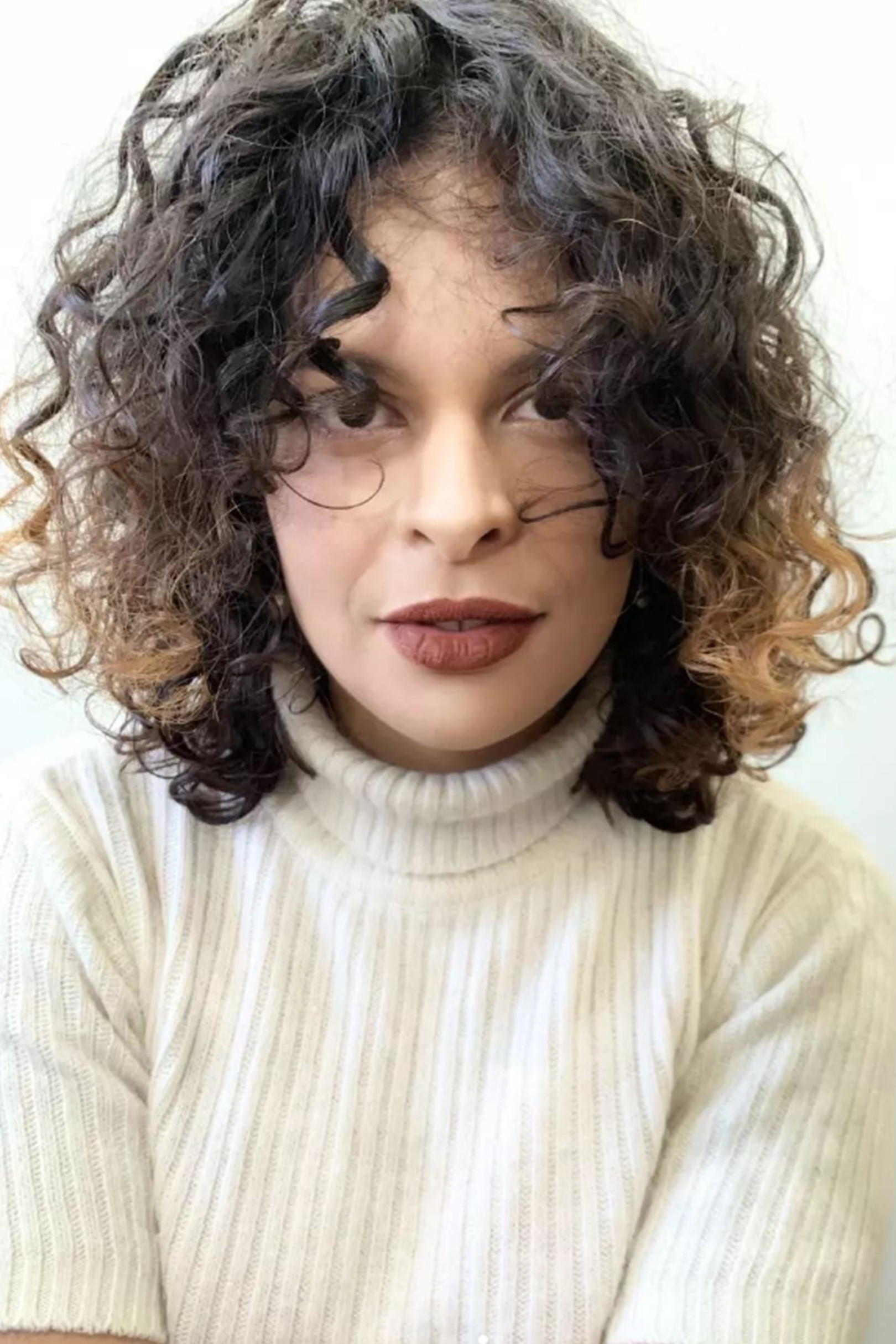 Helena Martins backdrop