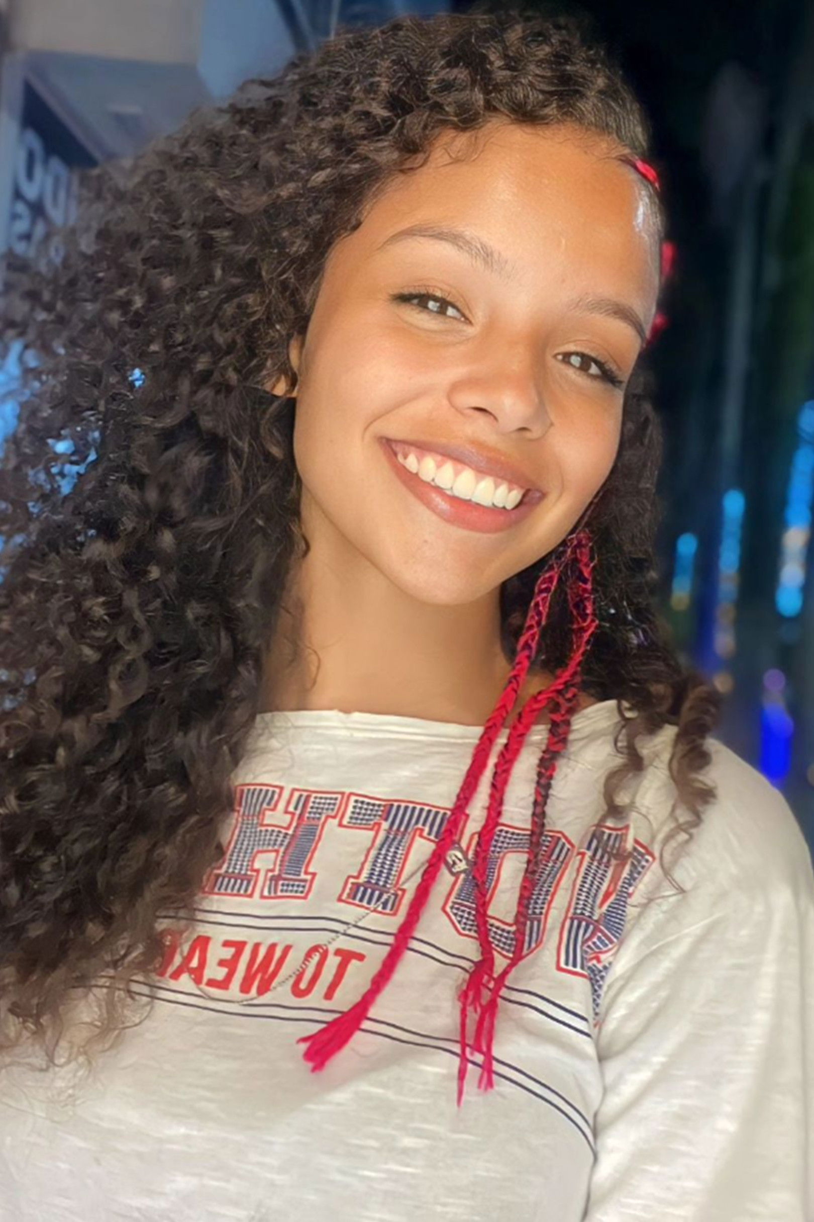 Anna Lacerda backdrop