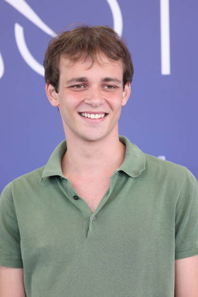 Manfredi Marini backdrop