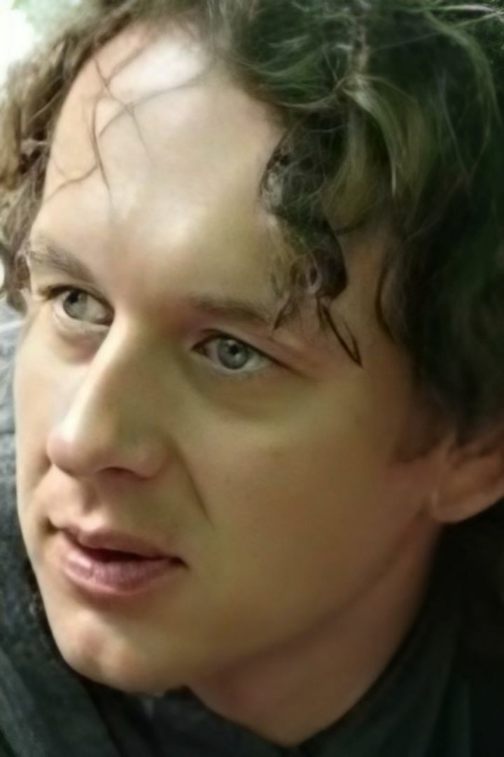 Mindaugas Lungis backdrop