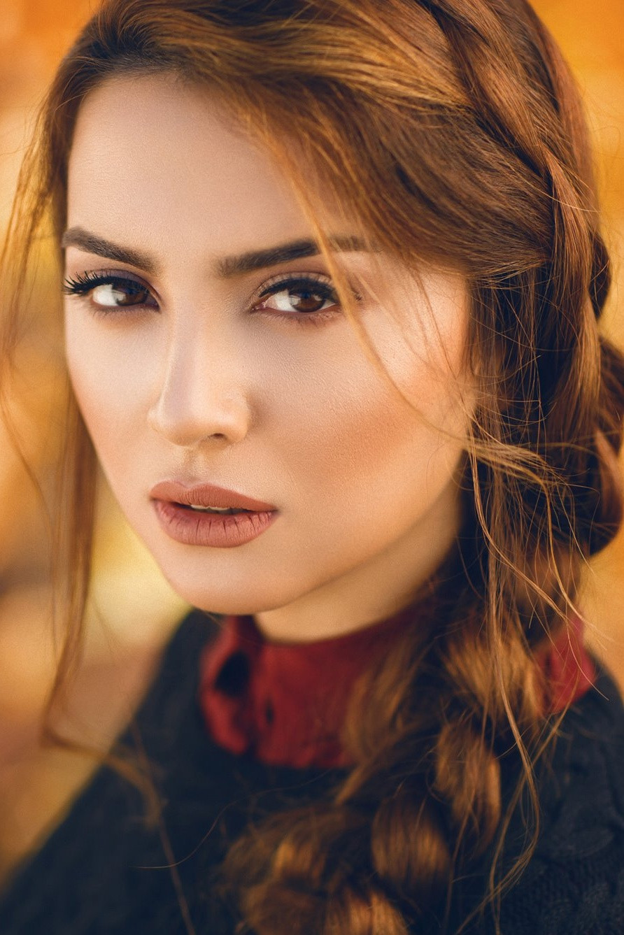 Kamala Piriyeva backdrop