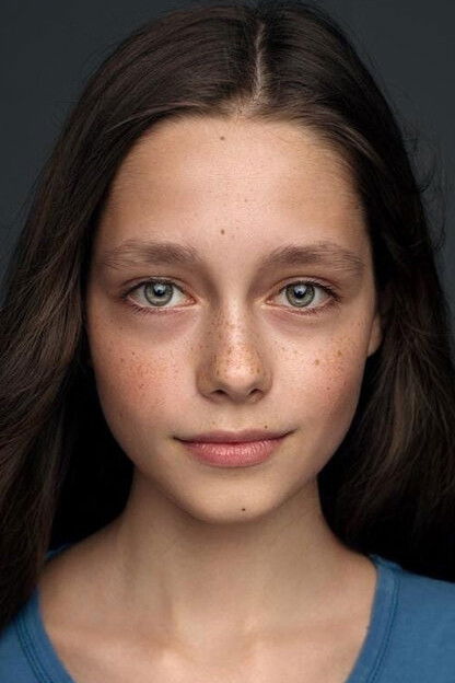 Alexandra Tikhonova backdrop