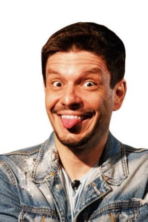 Luciano Guima backdrop