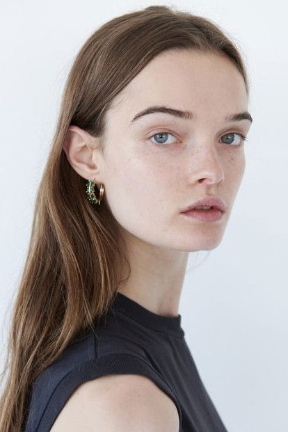 Lulu Tenney backdrop