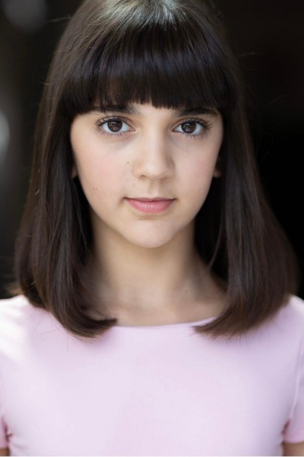 Nina Gallas backdrop