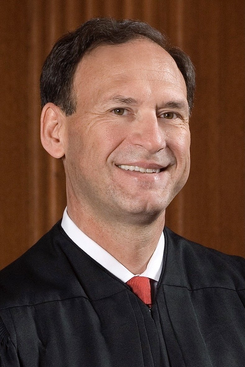 Samuel Alito backdrop