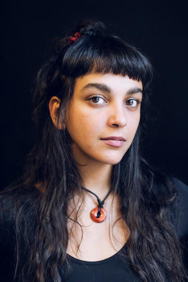 Luciana Tomášová backdrop