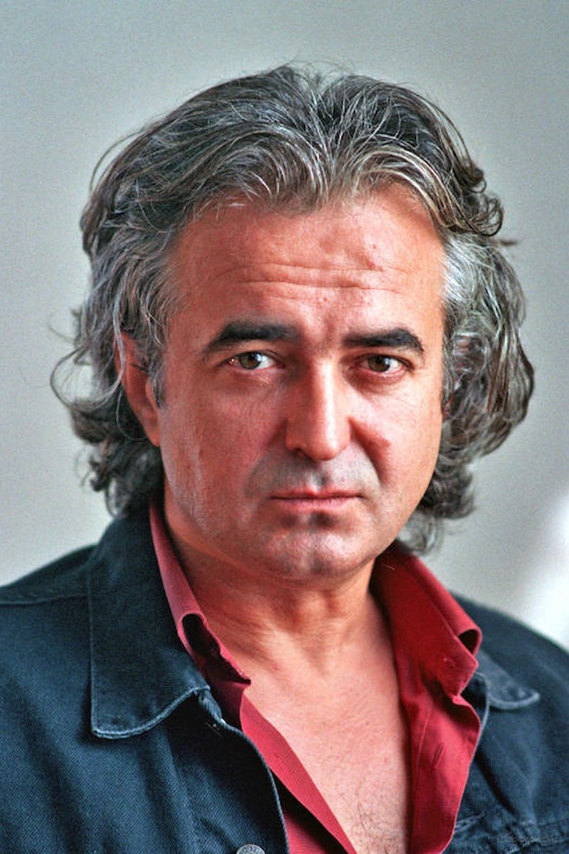 Ljubomir Kerekeš backdrop