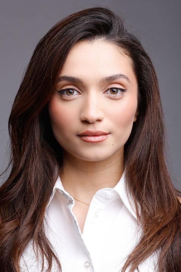 Sairi Salma backdrop