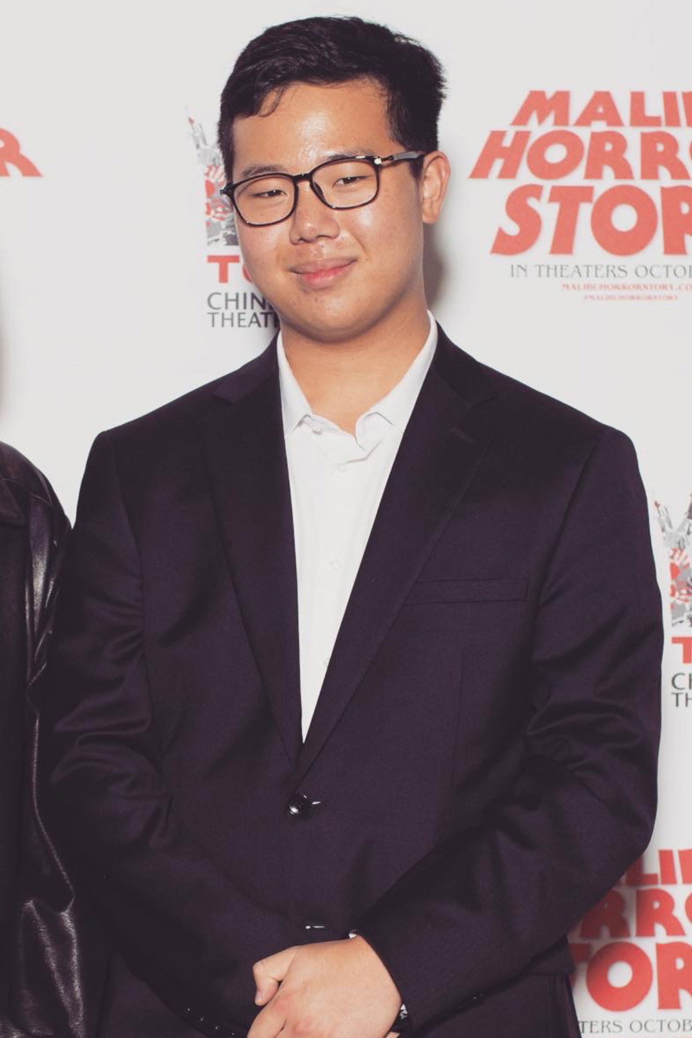 Nicolas Tung backdrop