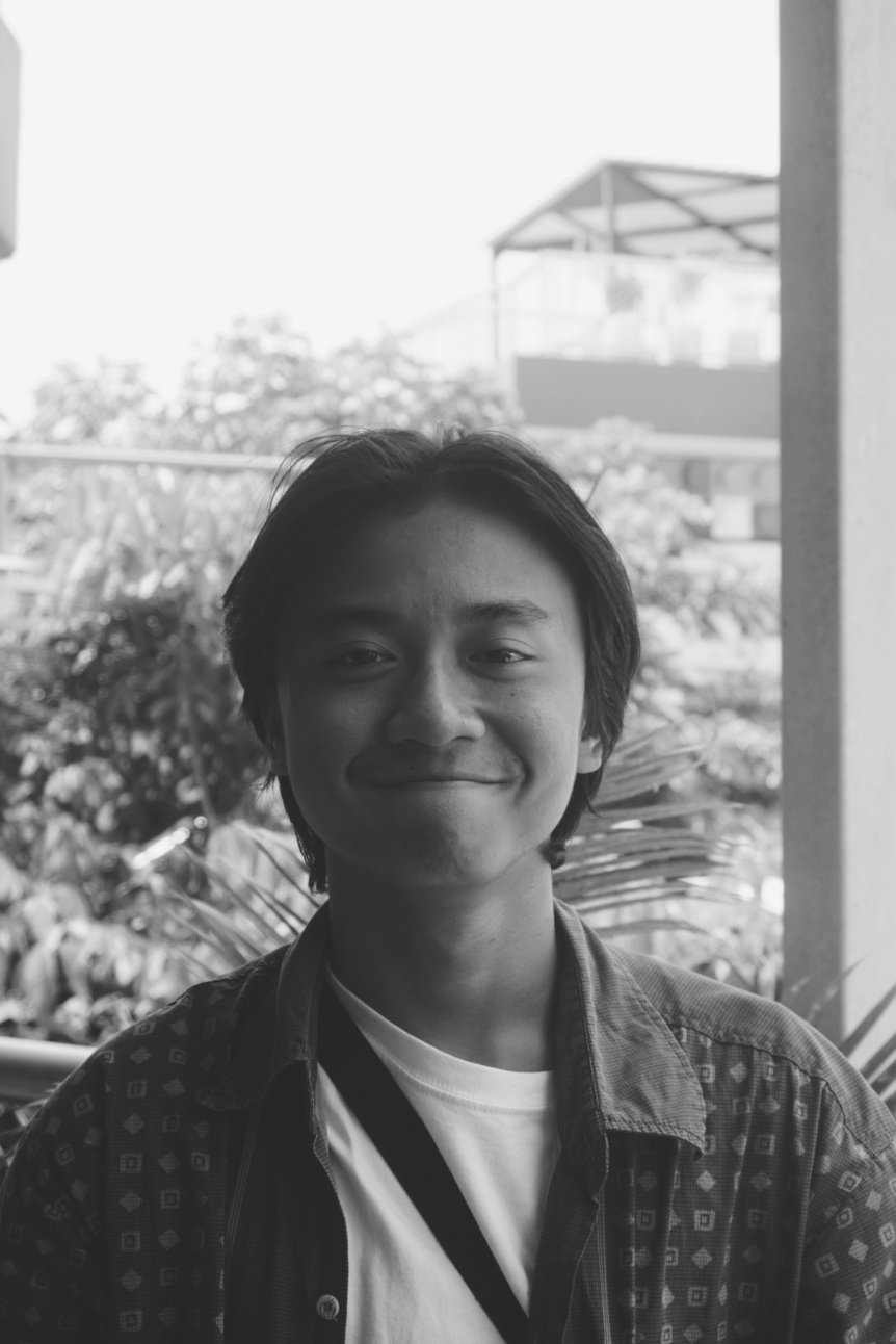 Ananda Afta Firstiarko backdrop