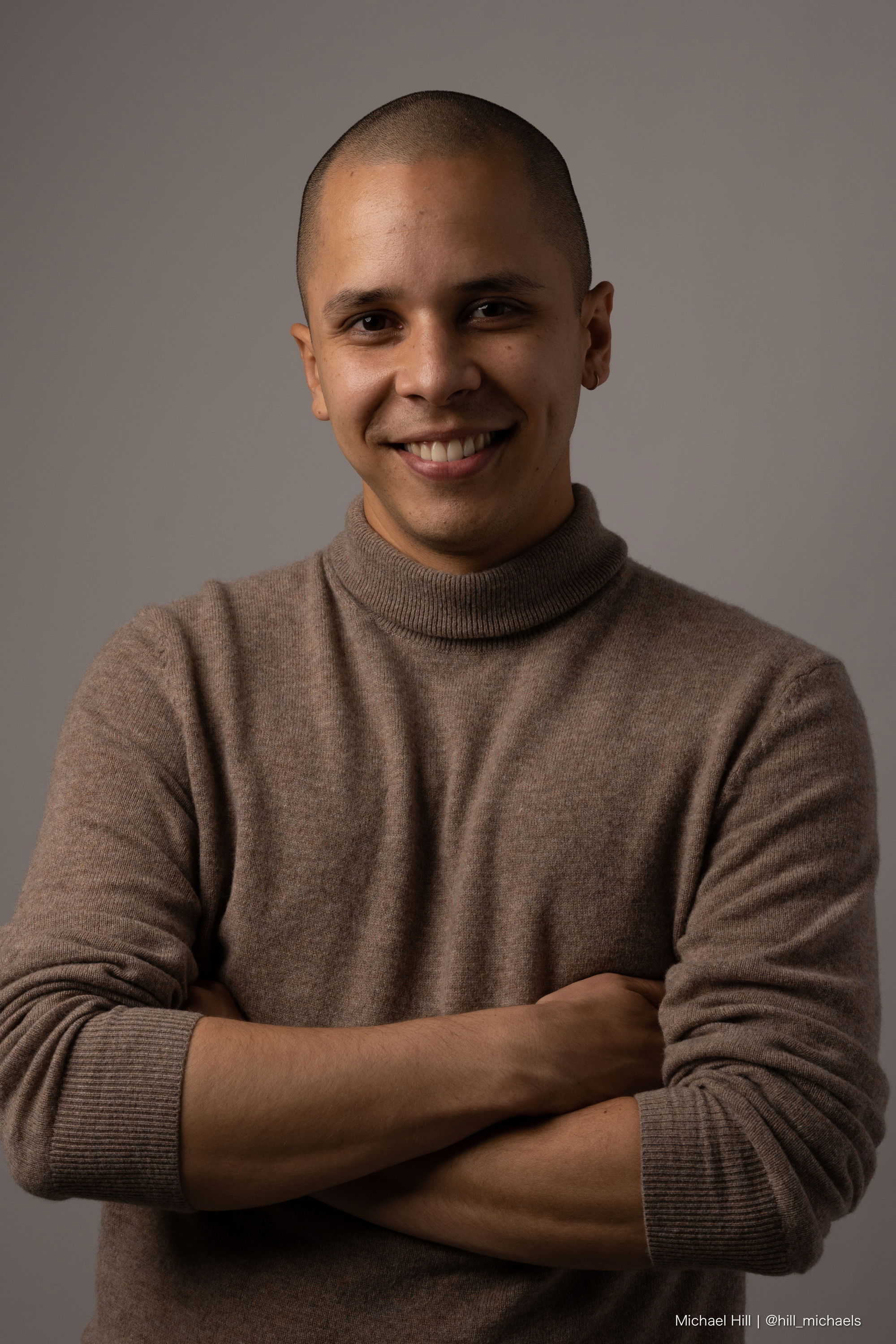 Thomas Badilla backdrop