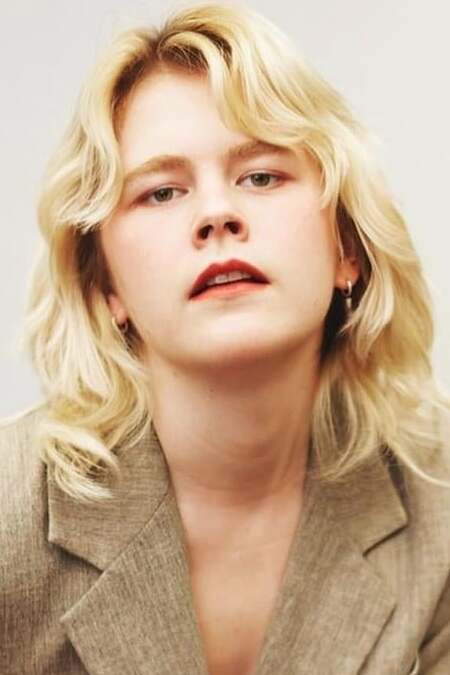 Zaho de Sagazan backdrop