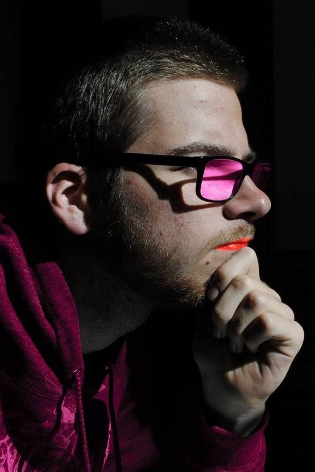 Diogo Almeida backdrop