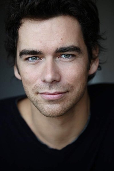 Xhiles Lëmer backdrop