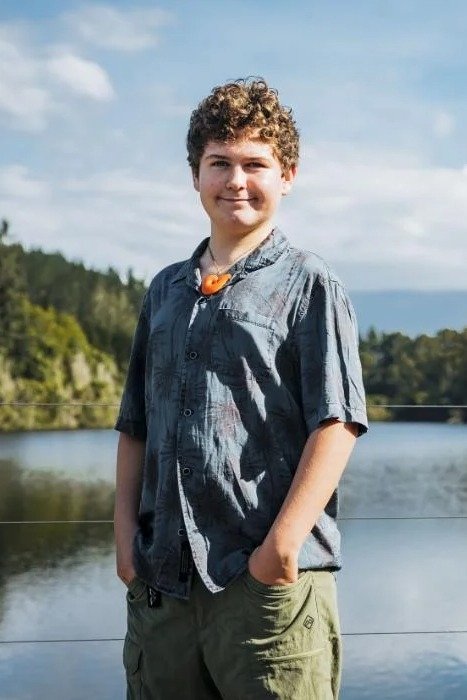 Reuben Francis backdrop