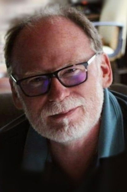 Xavier Vaydie backdrop