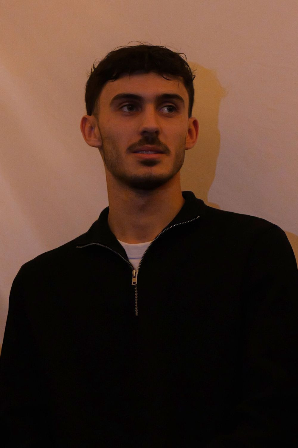 Arthur Gautier backdrop