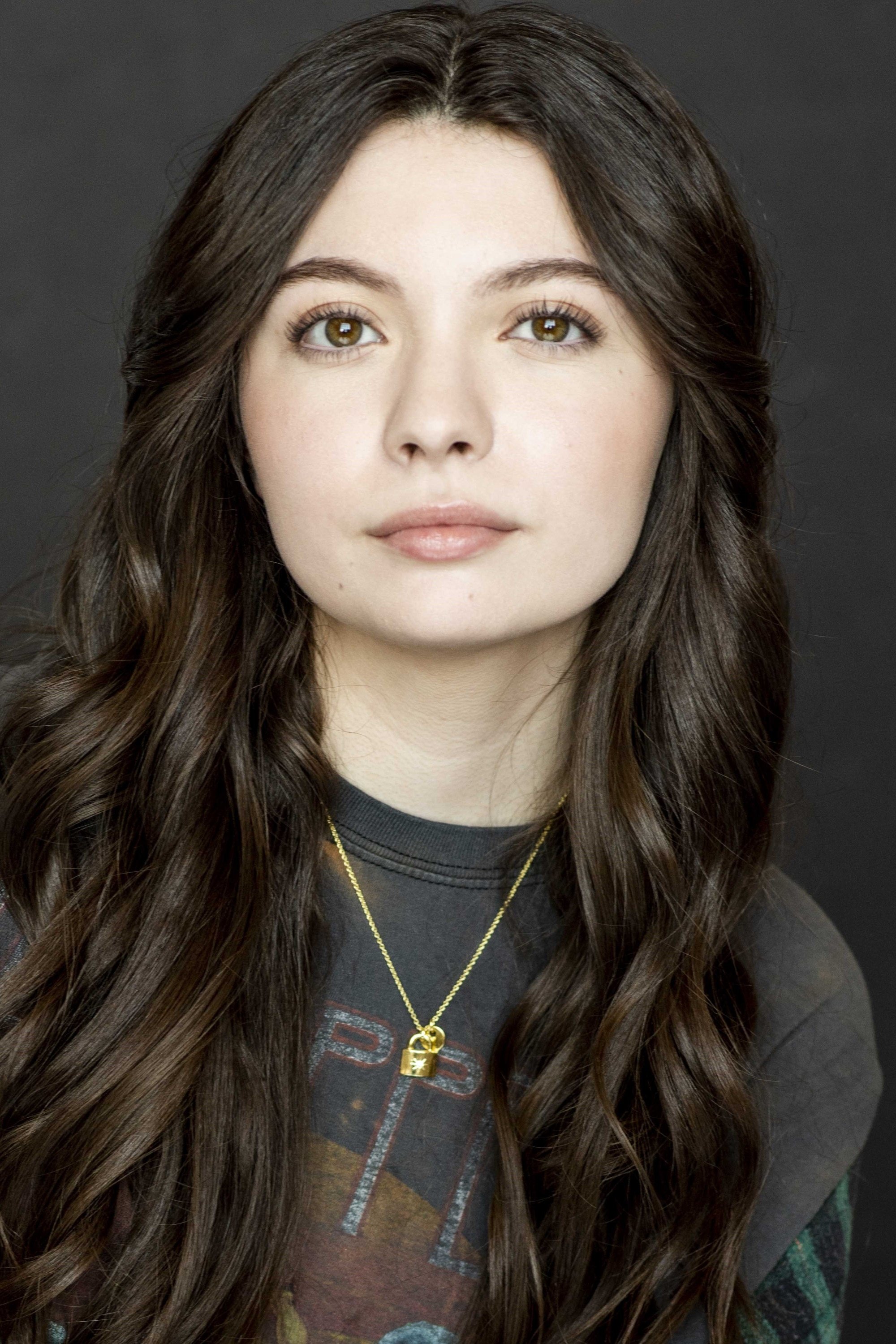 Maddie Rien backdrop