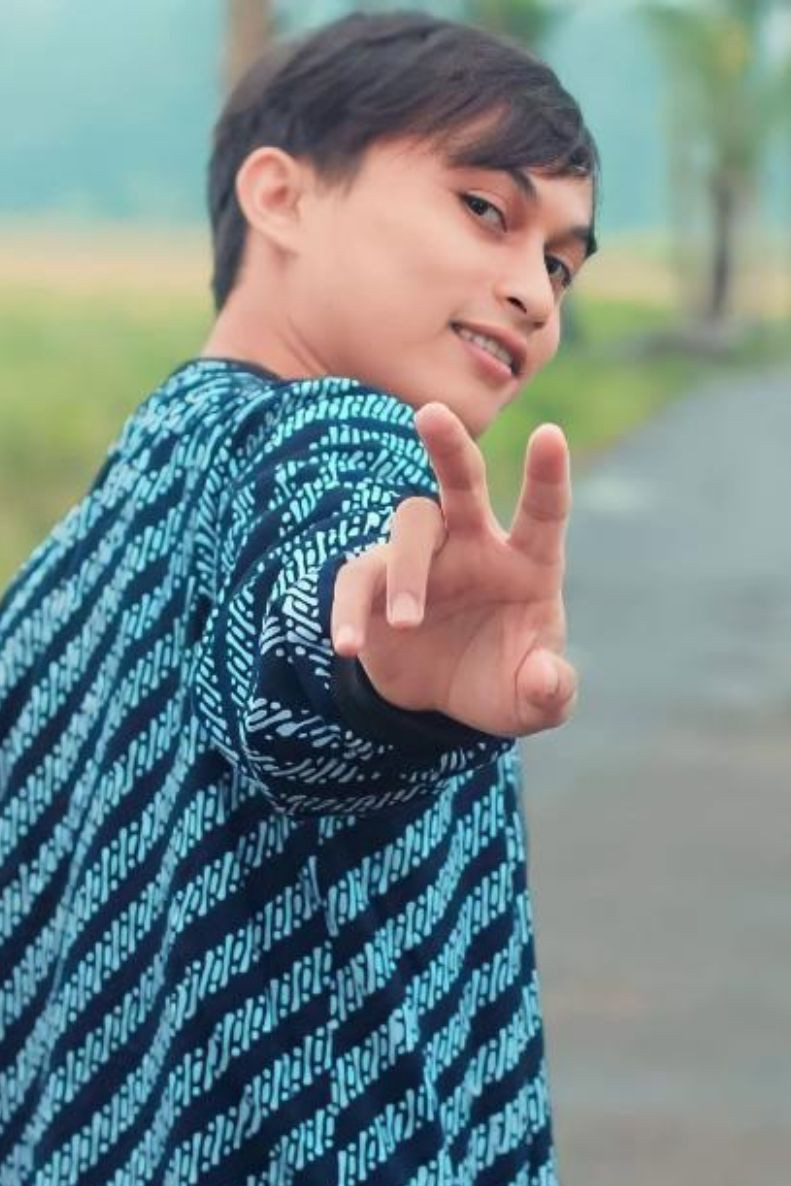 Rifqi Billar backdrop