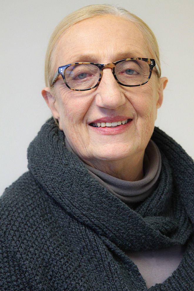 Virginia Bonofiglio backdrop