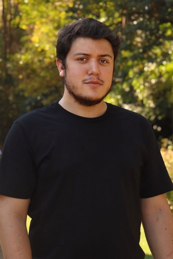 Enrique Oliveira backdrop