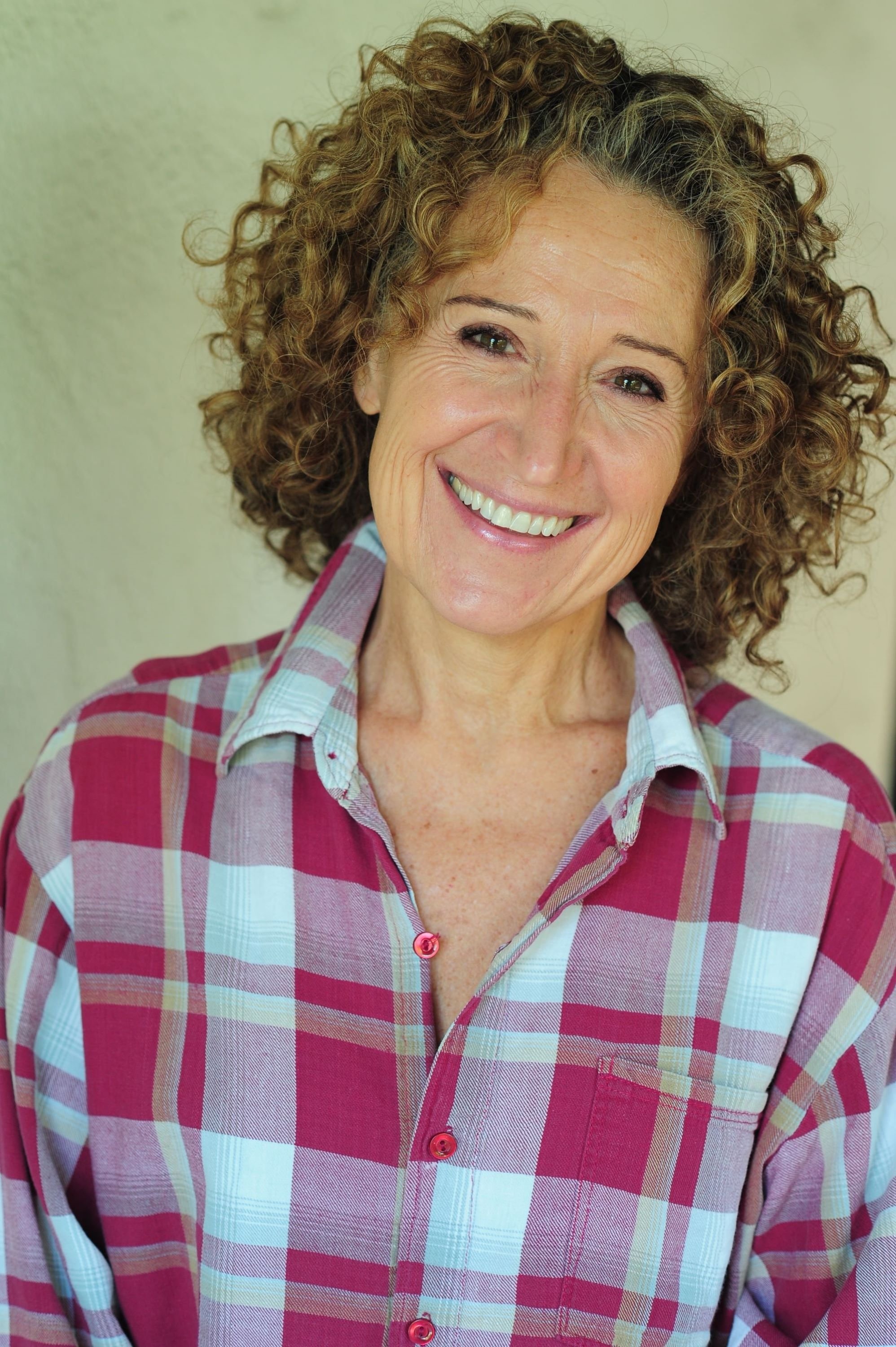 Erika Nadir backdrop