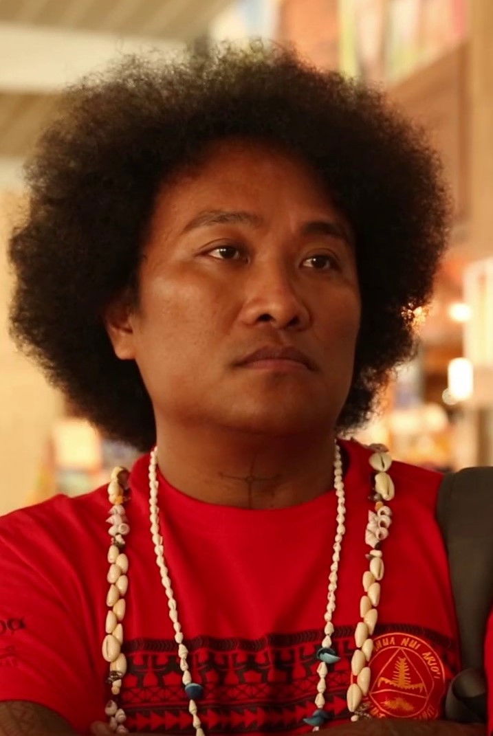 Cudjuy Patjidres backdrop